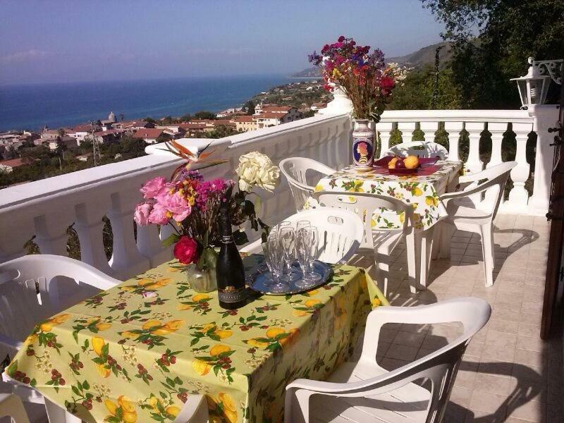 Villa Bella Vista Tropea Exterior photo